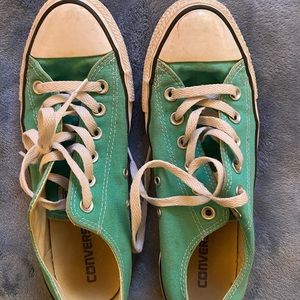 Mint green Lowtop Converse